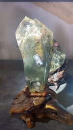 Natural Green Phantom Quartz Crystal Tower, Double Terminated Point with Hand Carved Wooden Base, Lodolite Garden Quartz Healing Crystal Wand for Home Decor Meditation Reiki Spiritual Gift