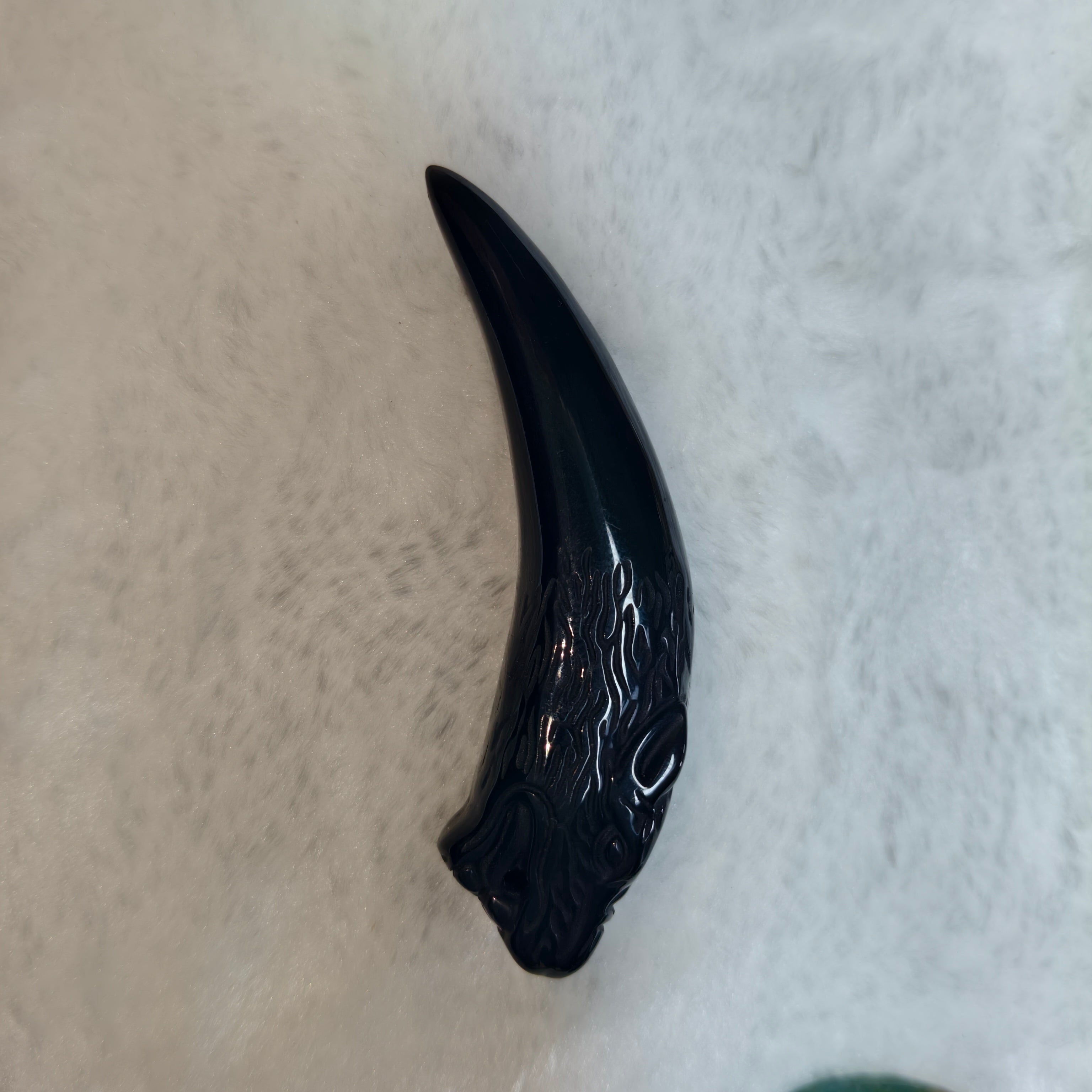 Natural Black Obsidian Carved Wolf Head Wolf Tooth Pendant, Protective Spirit Wolf Amulet Healing Crystal Necklace for Men